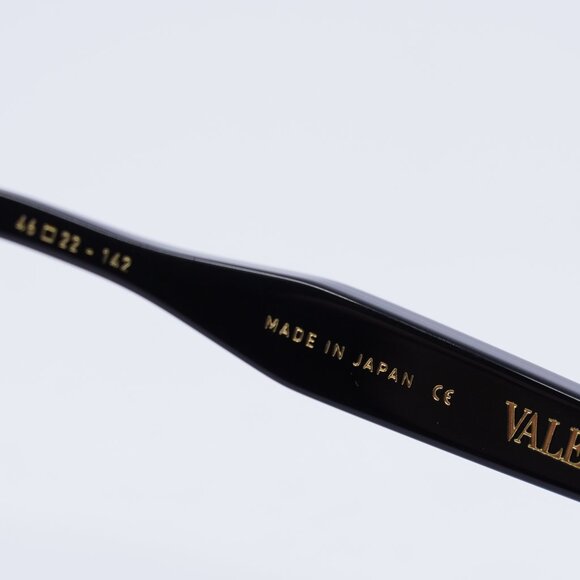 Valentino ESSENTIAL-IV VLS-132A Sunglasses Black Round Frame, Grey Lenses - Picture 6 of 11